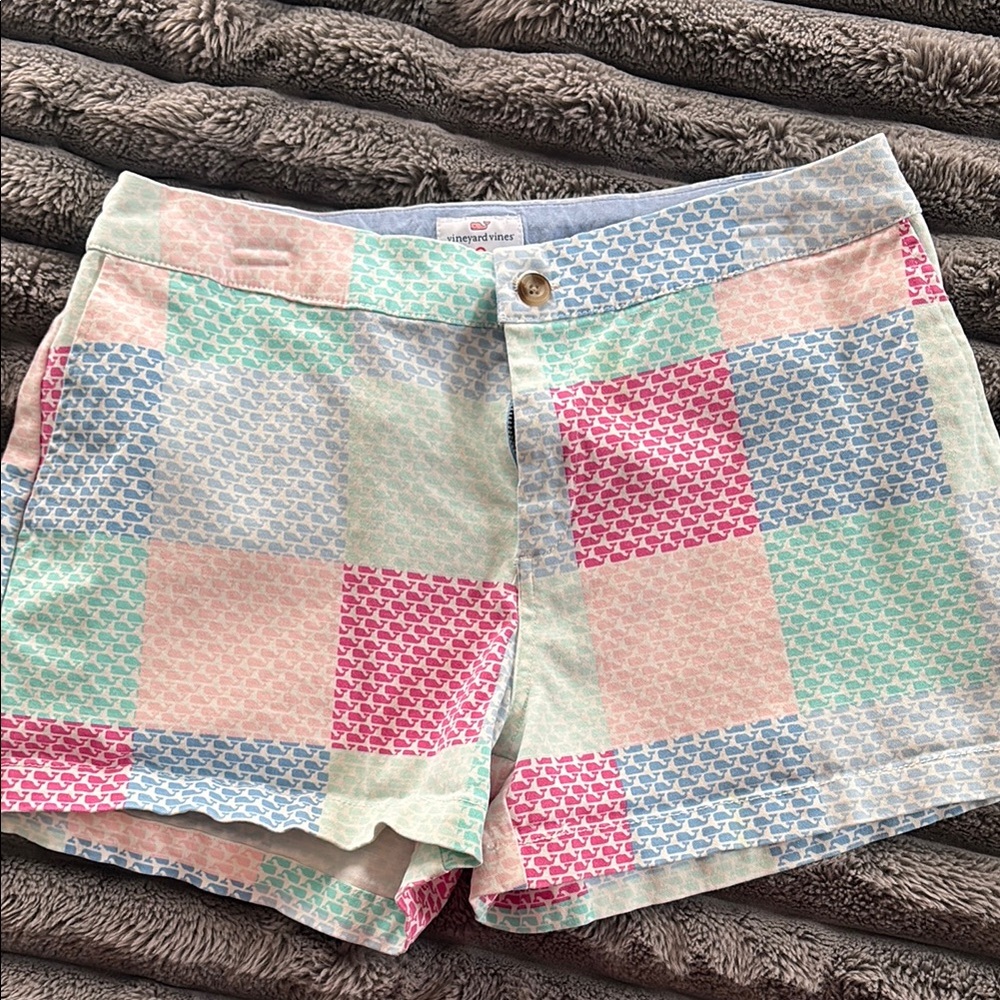 Vineyard Vines Women's Multicolor Patchwork Shorts